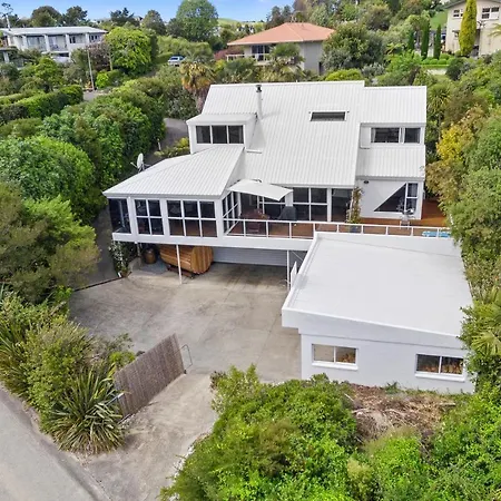 Beach Front:Palms-On-The-Beach.Kaiteriteri. Exterior photo