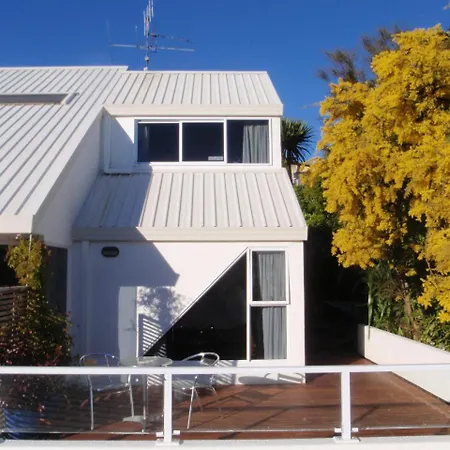 Beach Front:Palms-On-The-Beach.Kaiteriteri. Exterior photo