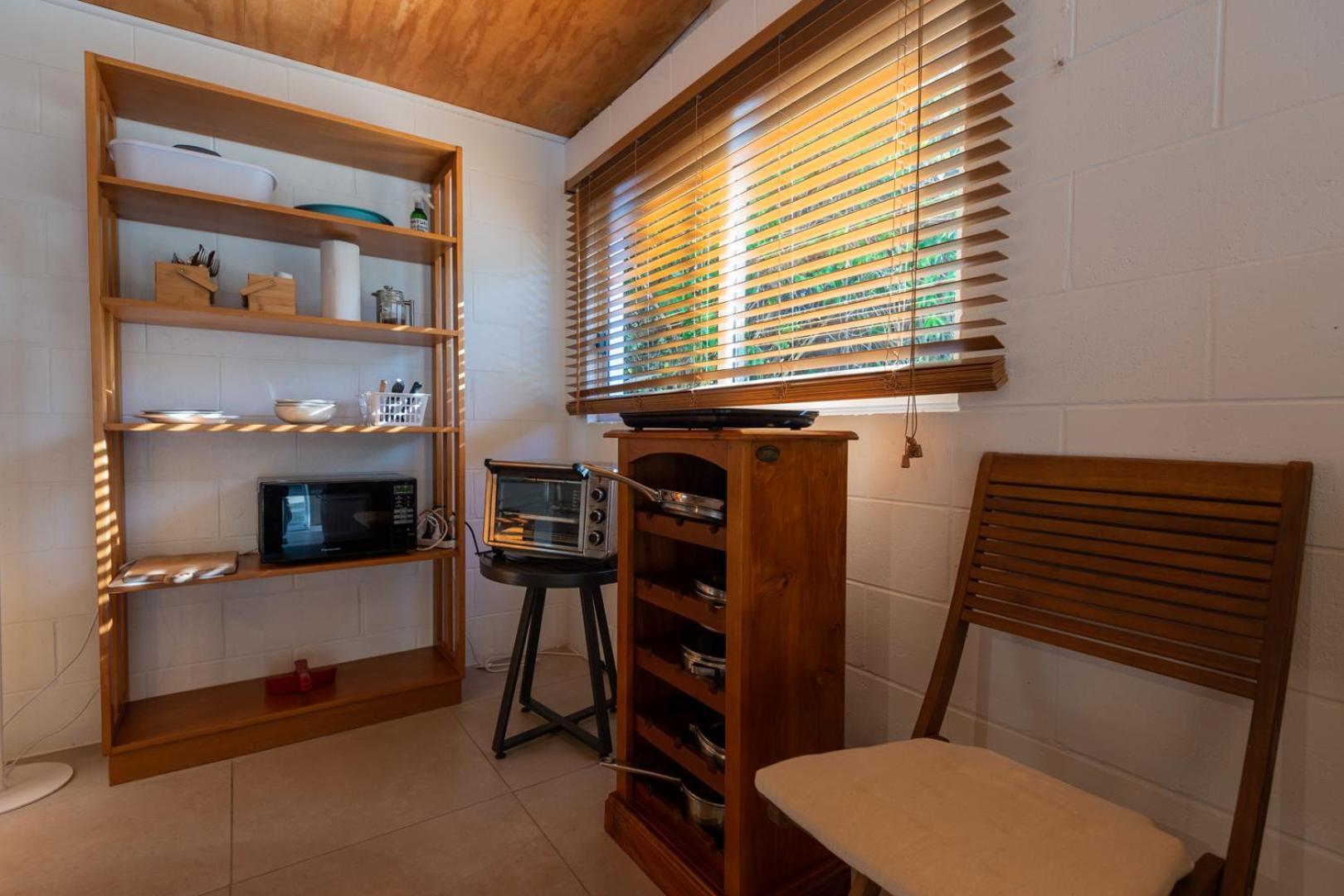 Lodge Front:palms-on-the-beach.kaiteriteri.